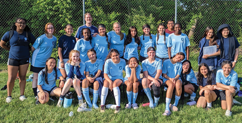 2023-LGCS-girls-soccer-team-picture-2