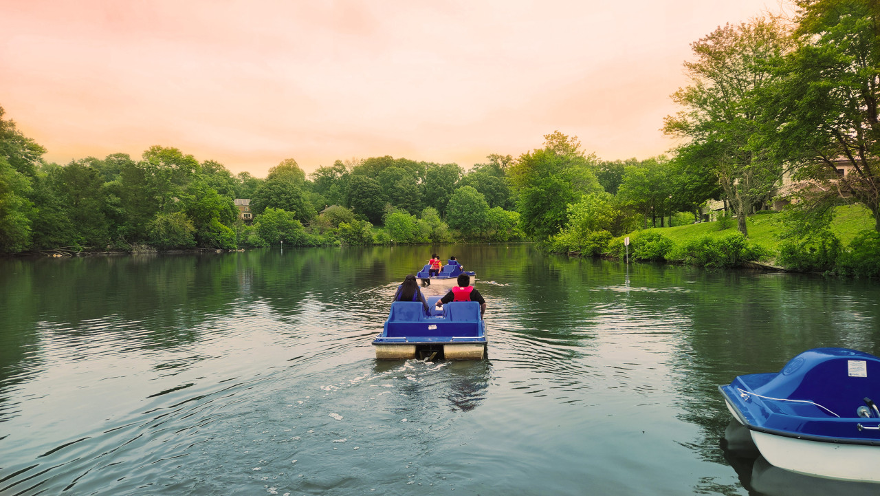 Boat-Dock_paddleboat-sunset